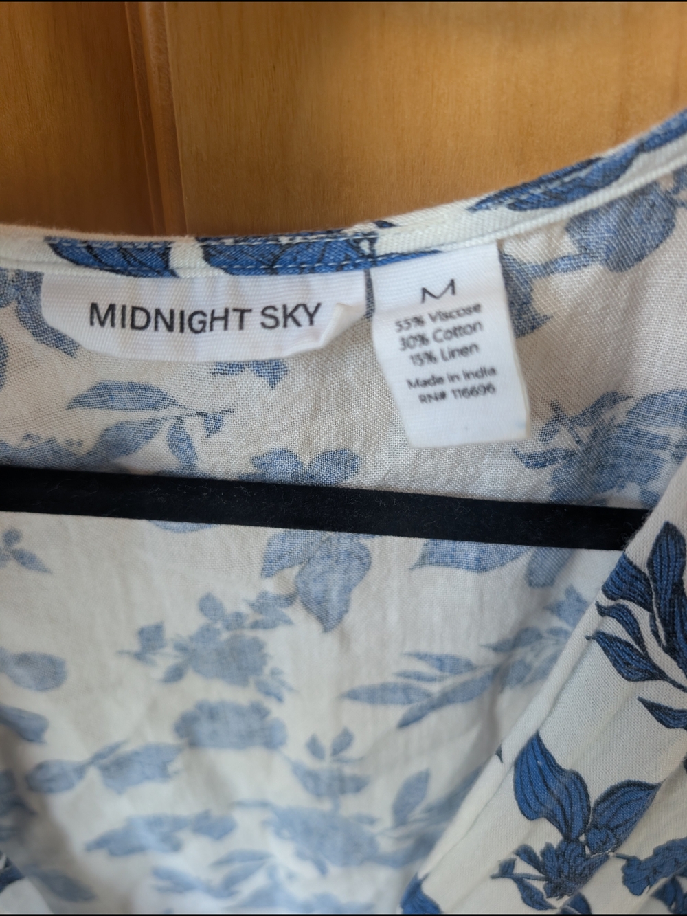 Blue Floral Tie-Front Crop Top - Women - Picture 2 of 9